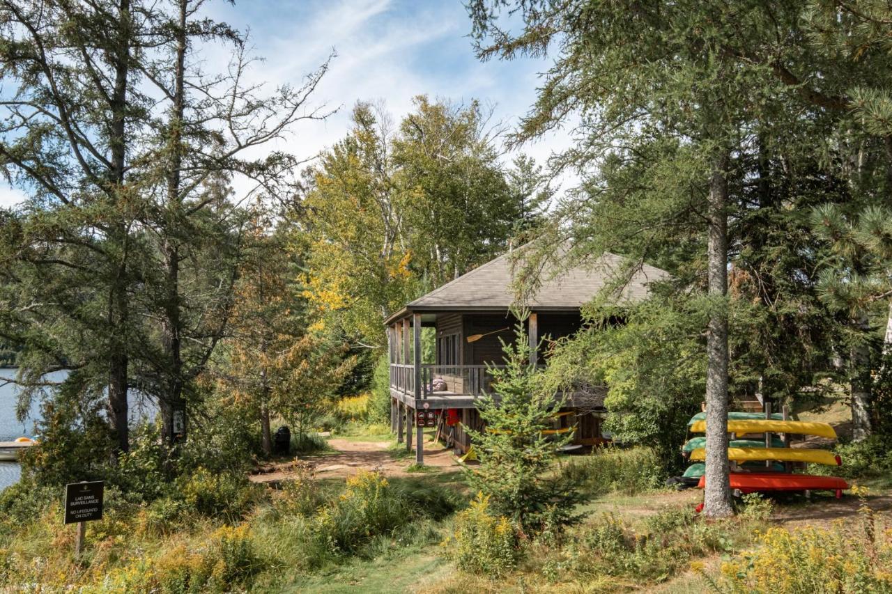 Suites-Sur-Lac Lac Superieur Exterior photo